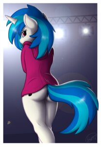 Rating: Questionable Score: 0 Tags: absurd_res anthro anthrofied blue_hair border bottomless butt clothed clothing cutie_mark digital_media_(artwork) e621 equid equine female friendship_is_magic fur hair hasbro hi_res hoodie horn jacket lamp light looking_at_viewer looking_back mammal music my_little_pony mythological_creature mythological_equine mythology purple_eyes shy skipsy solo tail topwear unicorn vinyl_scratch_(mlp) white_body white_border white_fur User: bunchy7s