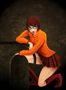 Rating: Questionable Score: 0 Tags: 1girls artist_request bob_cut brown_hair clothed female glasses hanna-barbera headstone knee_boots kneeling lowres raised_eyebrow red_lipstick rule34 scooby-doo short_hair velma_dinkley User: bunchy7s