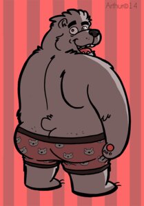 Rating: Questionable Score: 0 Tags: 2014 anthro bear biped black_outline boxers_(clothing) butt butt_cleavage clothing digital_media_(artwork) e621 full-length_portrait male mammal outline overweight overweight_anthro overweight_male portrait rear_view restricted_palette rthur slightly_chubby smile solo standing underwear User: bunchy7s