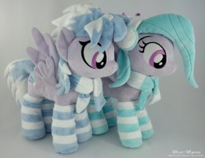Rating: Safe Score: 0 Tags: 2012 clothing cloud_chaser_(mlp) cutie_mark duo e621 english_text equid equine feathered_wings feathers female feral flitter_(mlp) footwear friendship_is_magic hair hasbro hi_res horse legwear mammal multicolored_hair my_little_pony mythological_creature mythological_equine mythology pegasus plushie pony purple_body purple_eyes purple_feathers quadruped scarf socks tail text two_tone_hair wings zis-zas User: bunchy7s