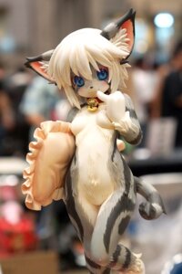 Rating: Questionable Score: 0 Tags: 2:3 anthro bell bell_collar blue_eyes blush breasts collar domestic_cat e621 ear_tuft eixin felid feline felis female fur grandfathered_content inner_ear_fluff karin_(tetetor-oort) kemono looking_at_viewer mammal pillow real sculpture sculpture_(artwork) solo tail traditional_media_(artwork) tuft whiskers User: bunchy7s