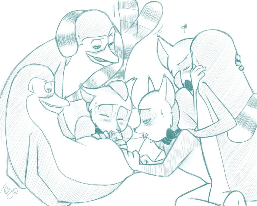 2010 avian dreamworks furry furry_only gay heart king_julien kissing kowalski lemur madagascar_(series) male male_only mammal nickelodeon oral penguin primate rule34 the_penguins_of_madagascar tsuyagami