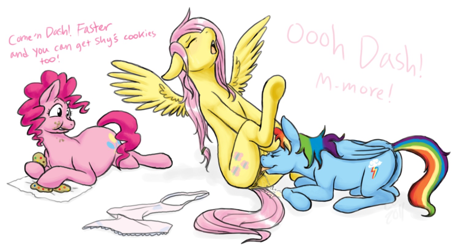 anus apron blue_body blue_feathers blue_fur bodily_fluids cartoonlion clothing cookie cunnilingus dialogue dock_(anatomy) e621 earth_pony eating ejaculation english_text equid equine eyes_closed feathered_wings feathers female female/female feral fluttershy_(mlp) food friendship_is_magic fur genital_fluids genitals group hair half-closed_eyes hand_on_head hasbro hi_res horse intraspecies licking mammal messy multicolored_hair multicolored_tail my_little_pony mythological_creature mythological_equine mythology narrowed_eyes open_mouth oral orgasm pegasus pink_hair pinkie_pie_(mlp) pony rainbow_dash_(mlp) rainbow_hair rainbow_tail raised_leg sex spread_legs spreading tail text tongue tongue_out vaginal vaginal_fluids vaginal_squirting vulva wing_boner wings yellow_body yellow_feathers